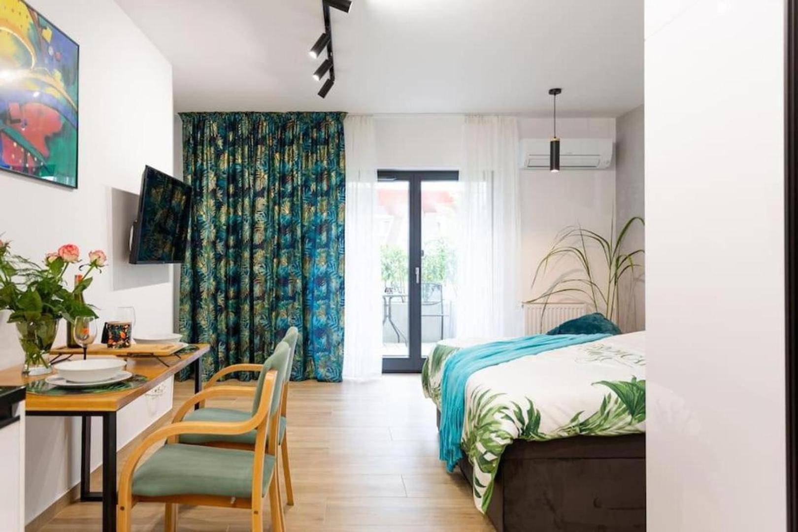 Luxurycity Apartment With Terrace Wrocław Eksteriør billede